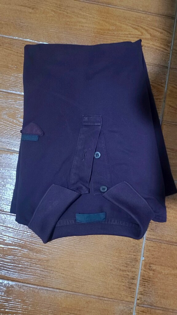 Prada mürdüm ya da vişne çürüğü rengi şık hafif likralı tshirt.. - 4