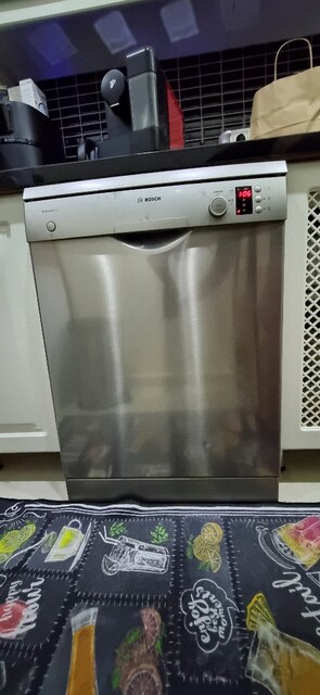 Bosch SilencePlus Inox Bulaşık Makinesi– SMS43D08TR –SorunsuzÇalışıyor