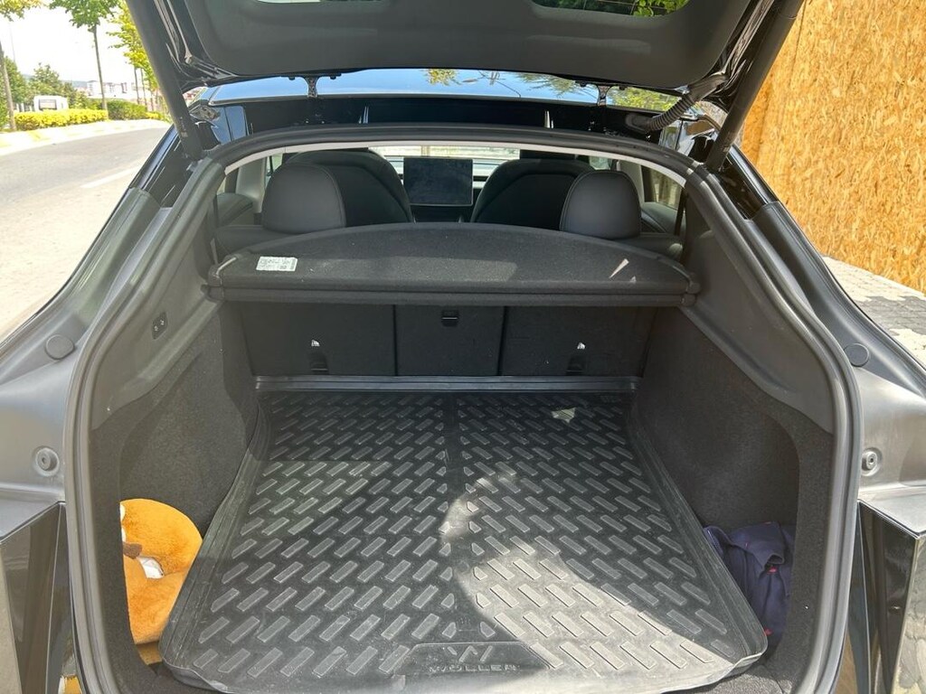 2025 Tesla Juniper Premium - 3