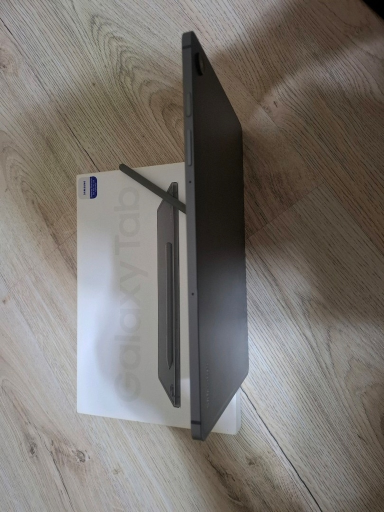 SIFIRDAN FARKSIZ YURTİÇİ 128GB6RAM 10.9İNÇ ORJİNAL SAMSUNG TABLET S9FE - 9