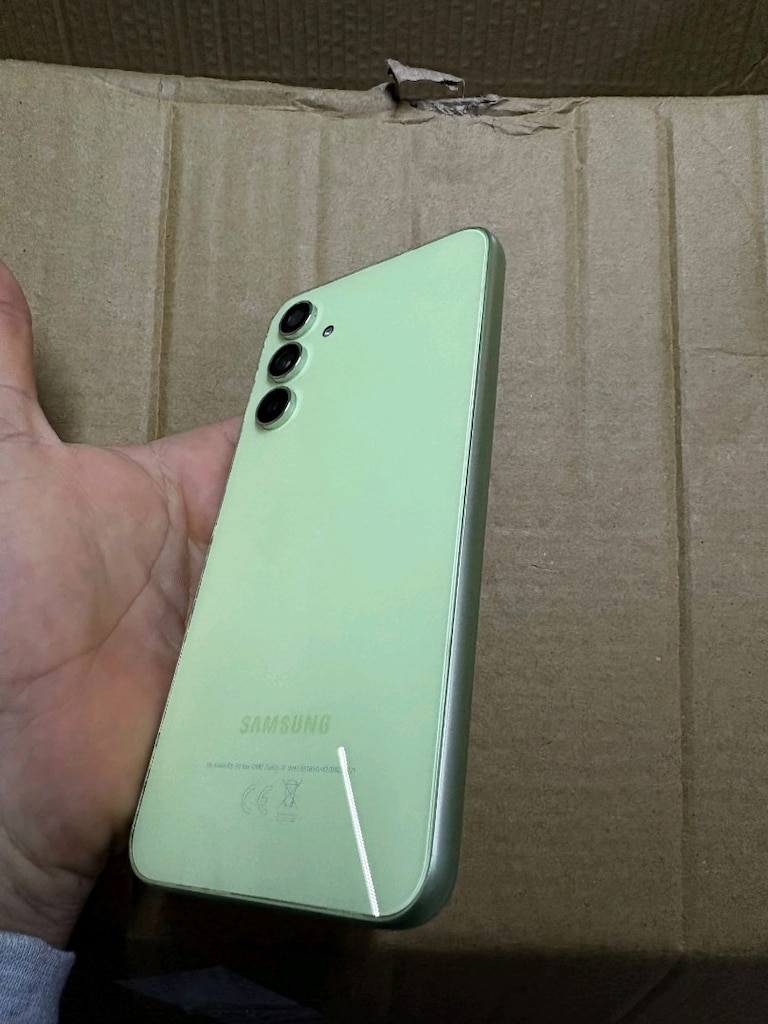 yurtiçi Samsung GALAXY A 54 128 GB 8 RAM - 4