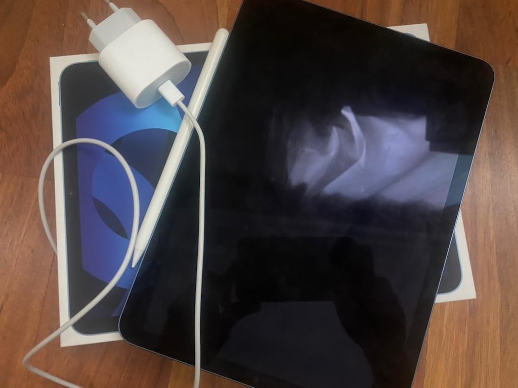 Apple iPad Air 5 - 4