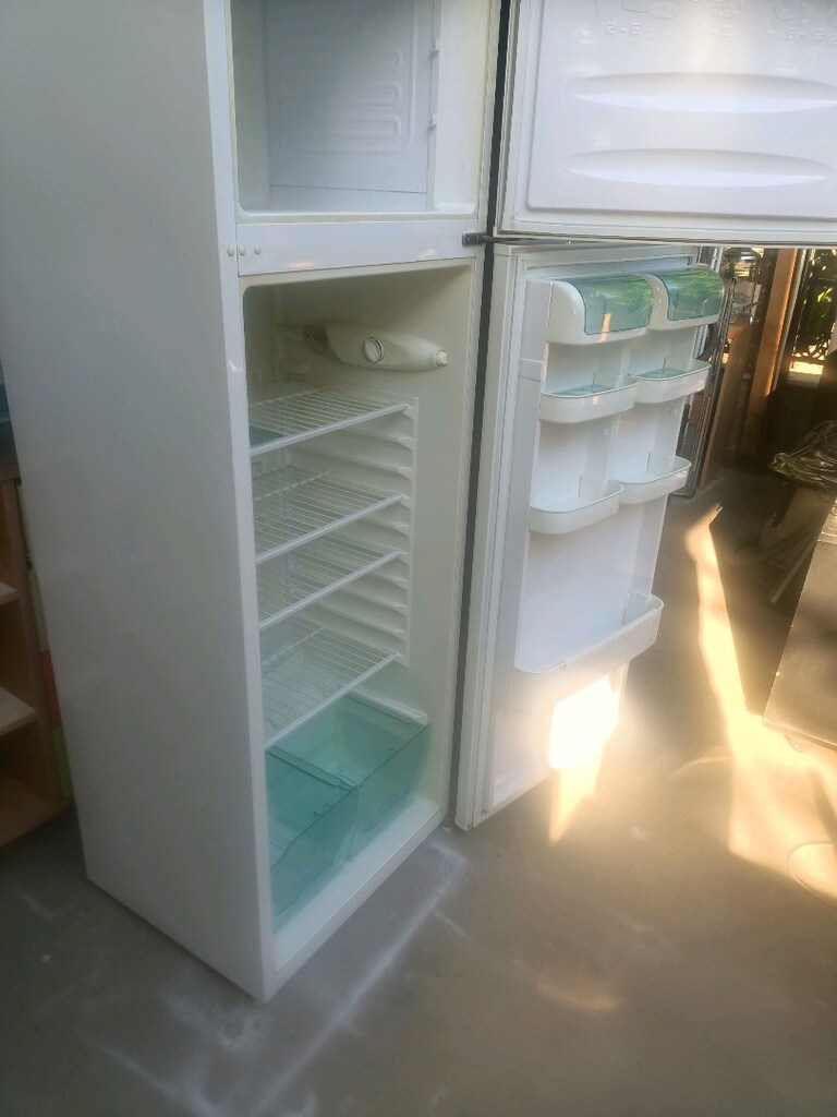 Arçelik küçük ebatlı temiz sorunsuz Buzdolabı - 6