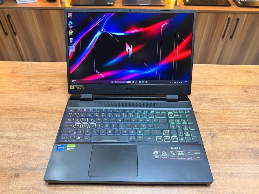 RTX4060 140Watt Acer Nitro Gaming Laptop - 2