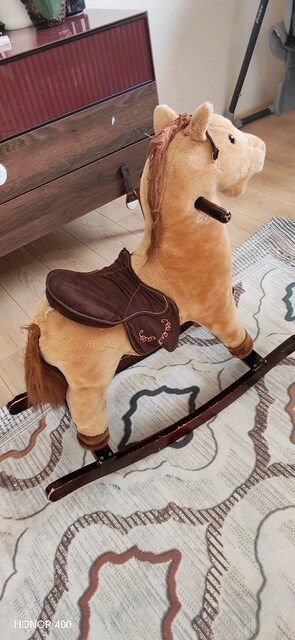 Peluş at