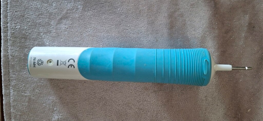 ORAL B DİŞFIRÇASI+sıfır 8 ADET BAŞLIK - 2