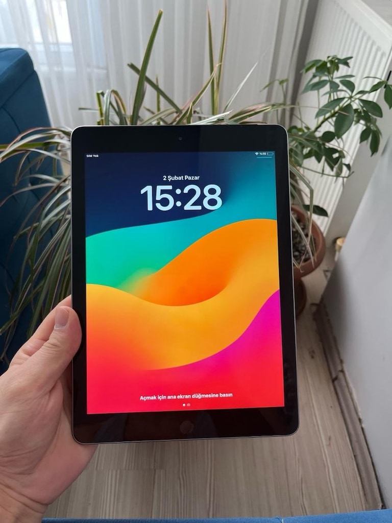 İPad 6. NESİL 32 GB Sım Kartlı Model - 3