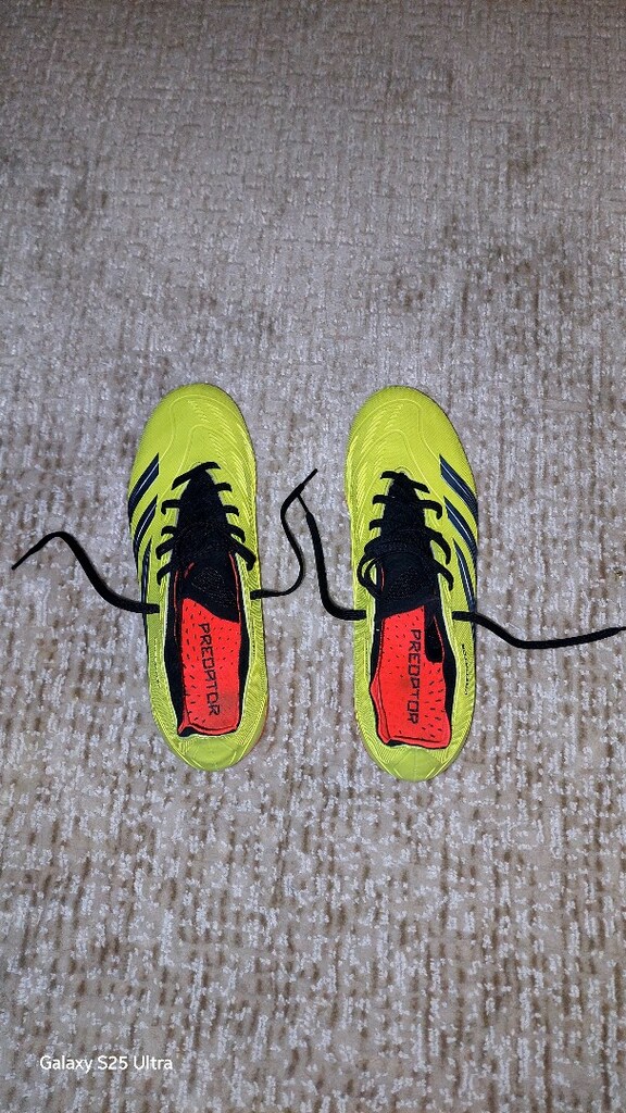 ORJİNAL Adidas predator 42 numara 1 kere kullanıldı - 2