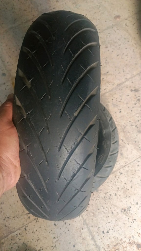 130/70/13 METZELER MOTOR LASTİĞİ (ÇIKMA MOTOR LASTİĞİ SATIYORUZ) - 2