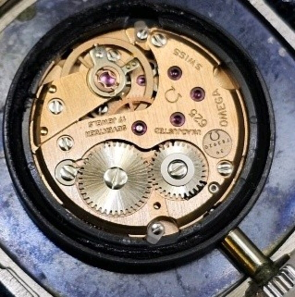 OMEGA DE VİLLE TANK KASA KURMALI ERKEK KOL SAATİ - 11