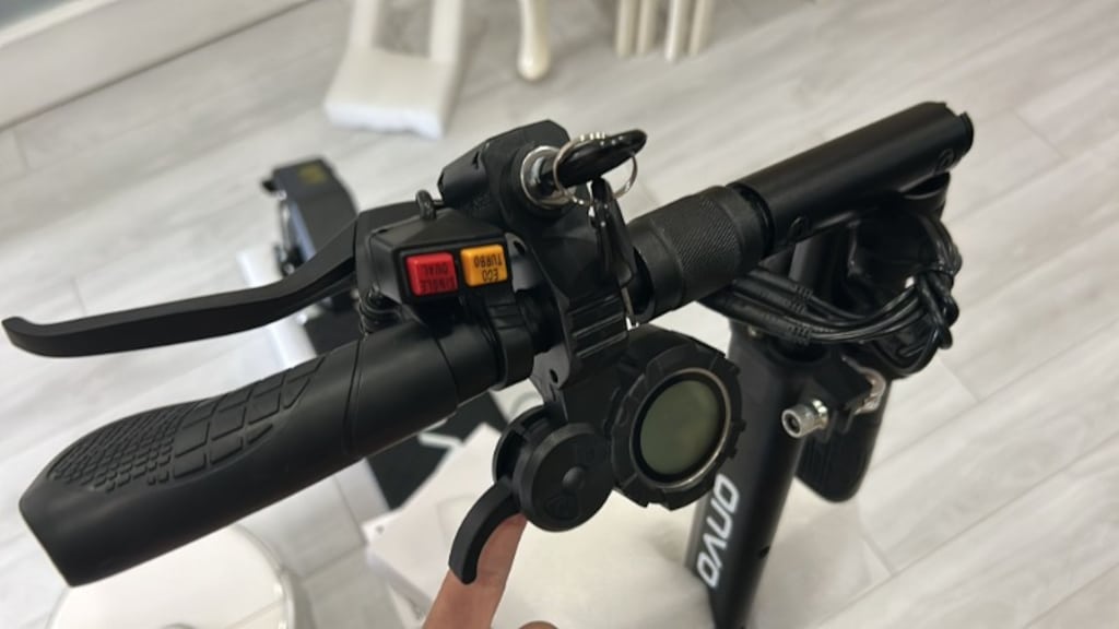 Onvo OV-012X Plus Elektrikli Scooter 1600W - 3