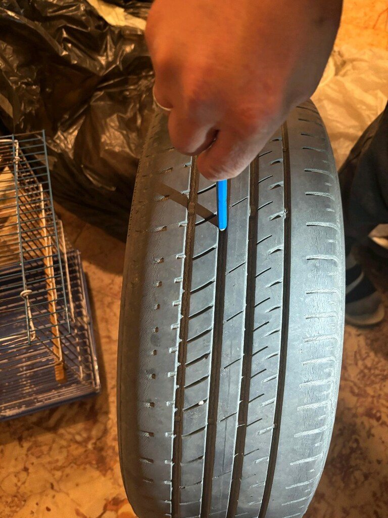 4 adet jant lastik 218/60r15 - 8