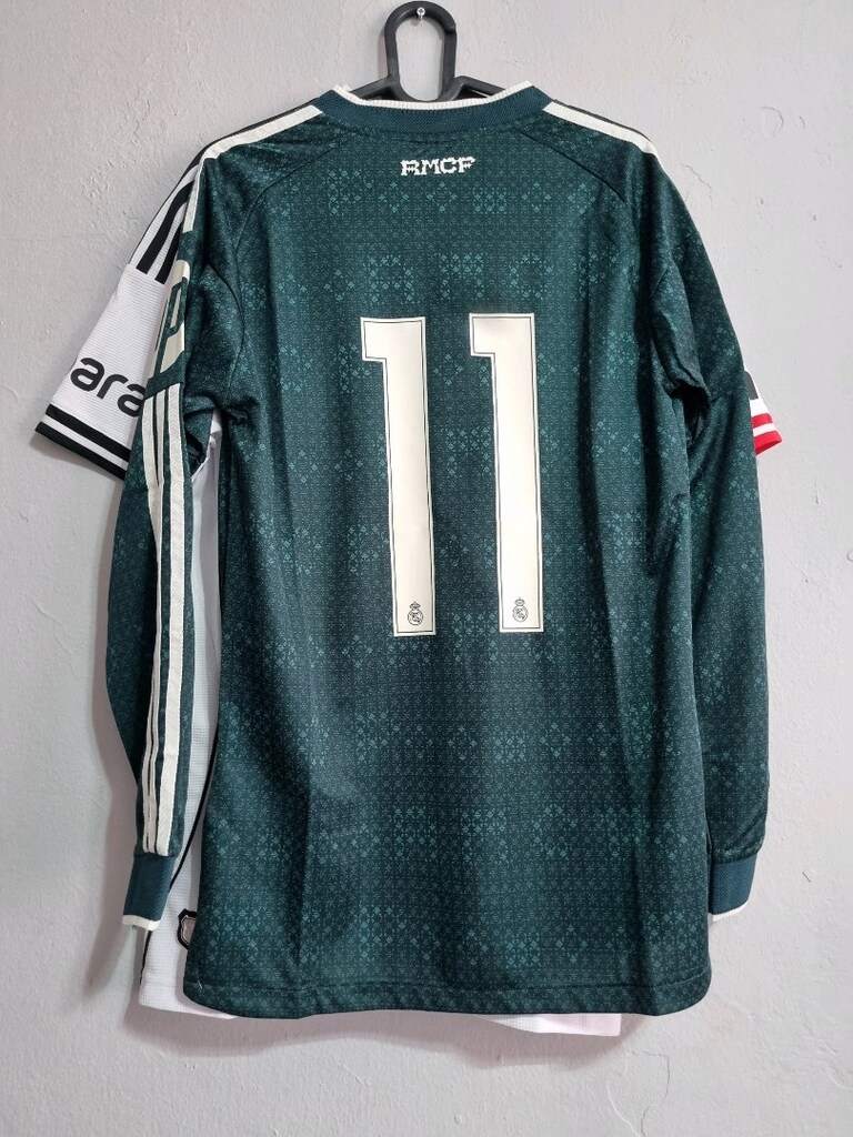 Real Madrid 26/27 yeşil uzun kollu forma orjinal player vers (s) beden - 2