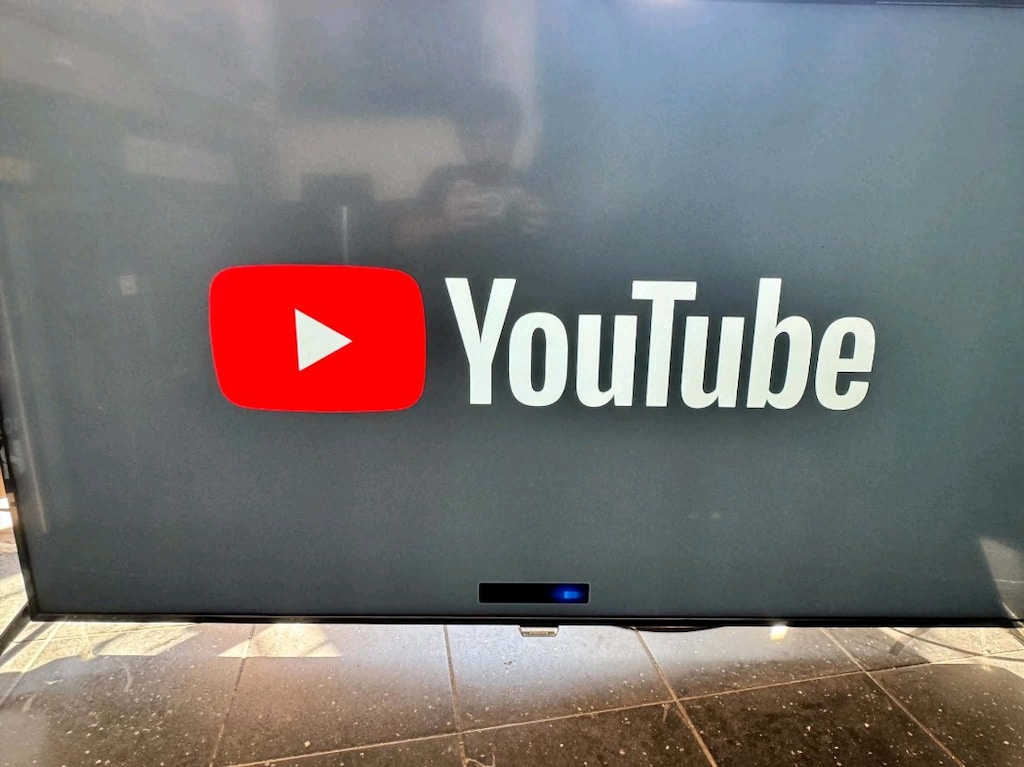 165 ekran Philips 4k ultra HD televizyon temiz sorunsuz - 4
