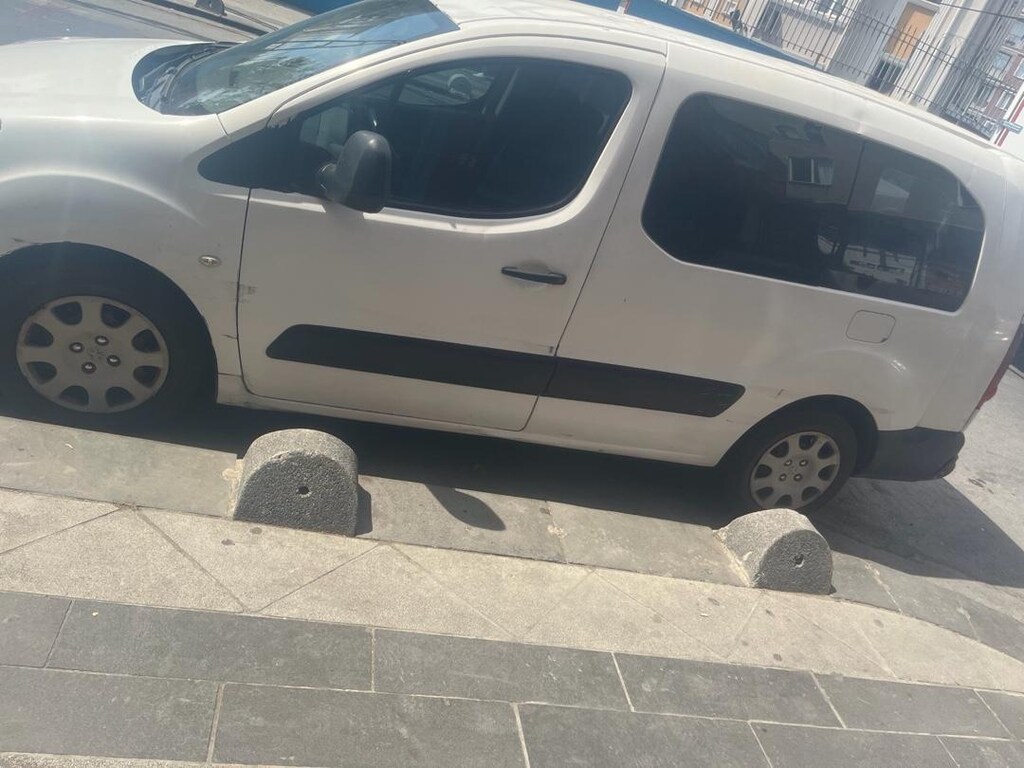 Peugeot 2011 Partner Maxi - 2
