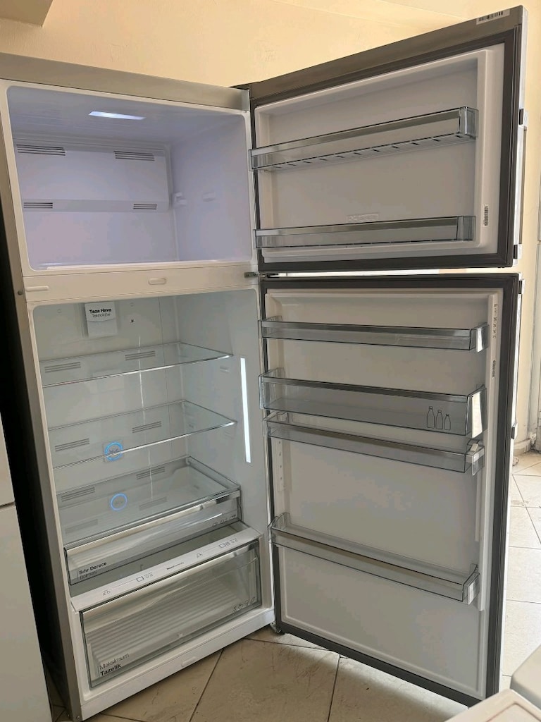 son model sıfır ayarında gri renk buzdolabı tertemiz ve sağlam servis - 3