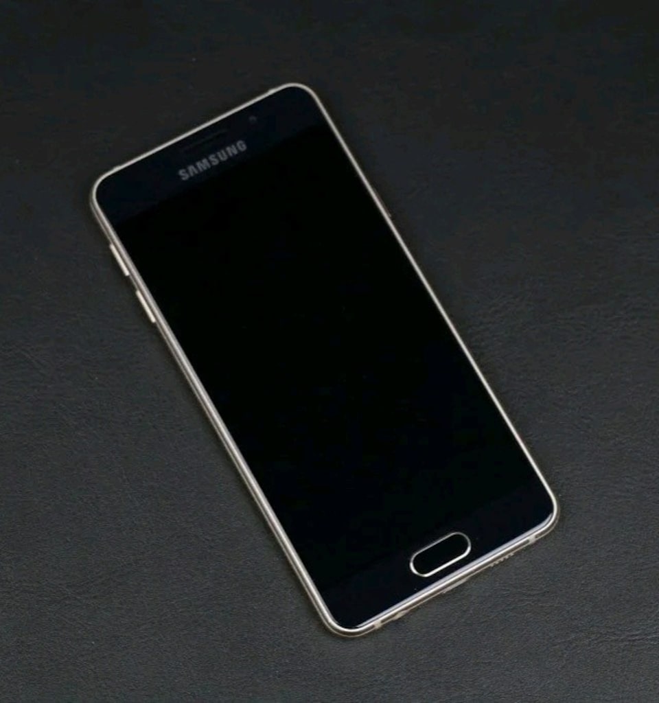 Samsung A3 4/32GB - 2