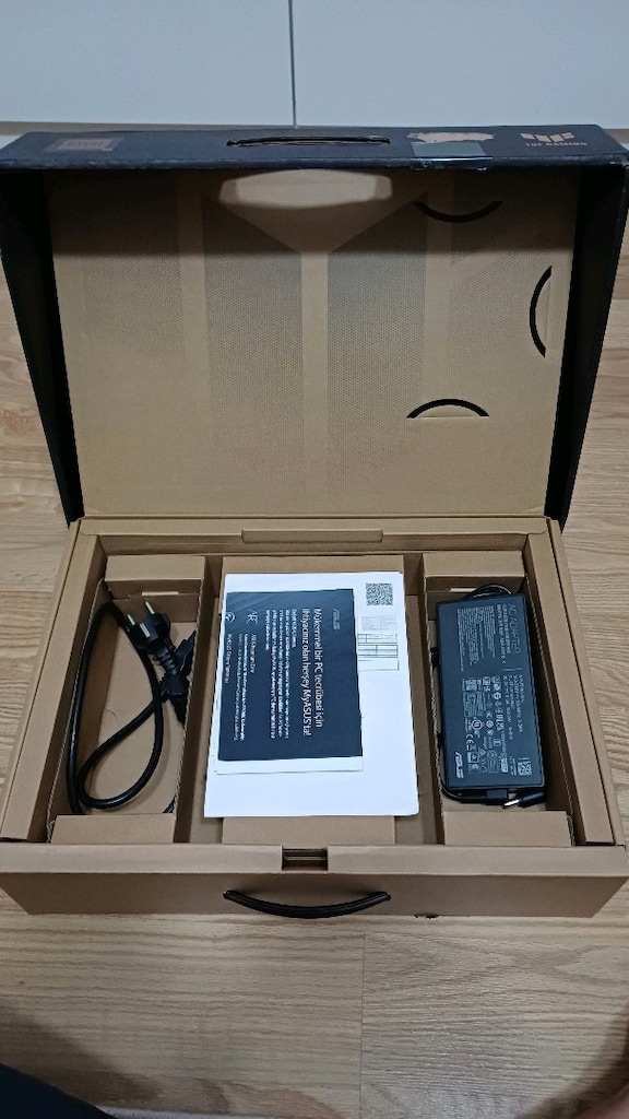 ASUS TUF GAMING F15 - 9