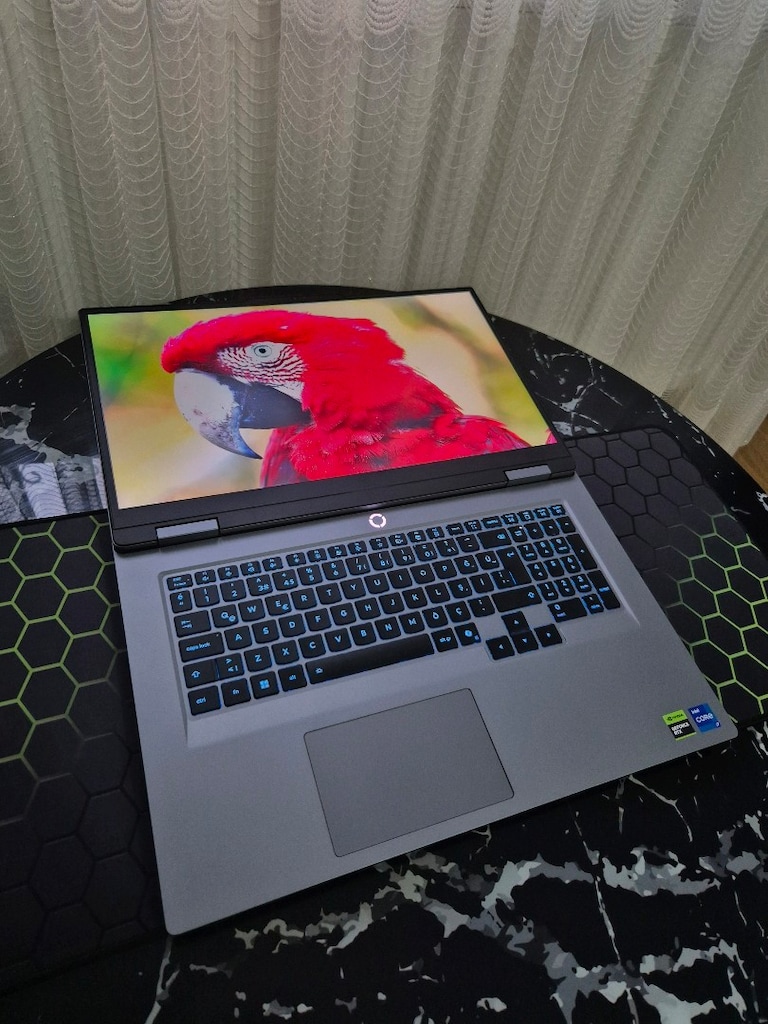 RTX 5060'LI GÜÇLÜ OYUNCU LAPTOPU – FULL GAMING SET - 3