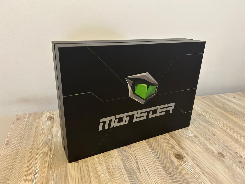 Sıfır Gibi-Monster Abra A7 V15.3-RTX3050-6GB-1TB-24GB-i5-13H-7,3'' - 10