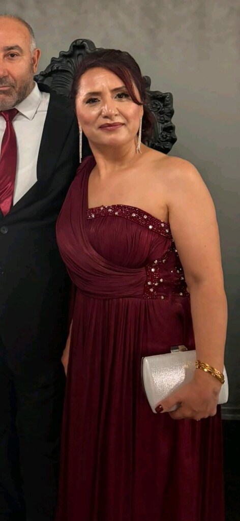 zara abiye 1 kere giyildi