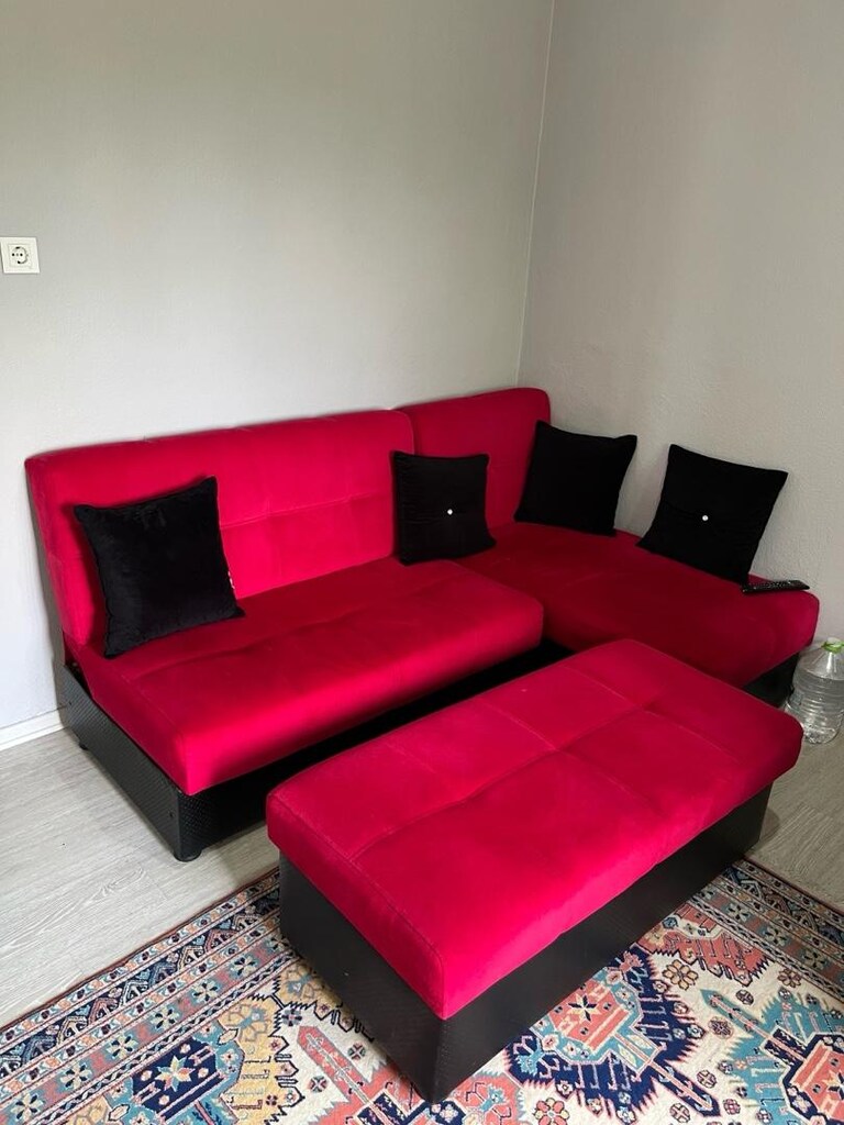 L Kırmızı Koltuk - 2