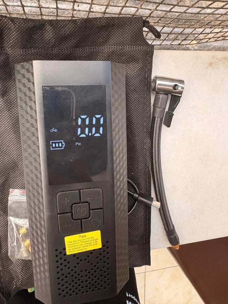 Şarjlı Işıklı Lastik hava basınc makinesi - 2