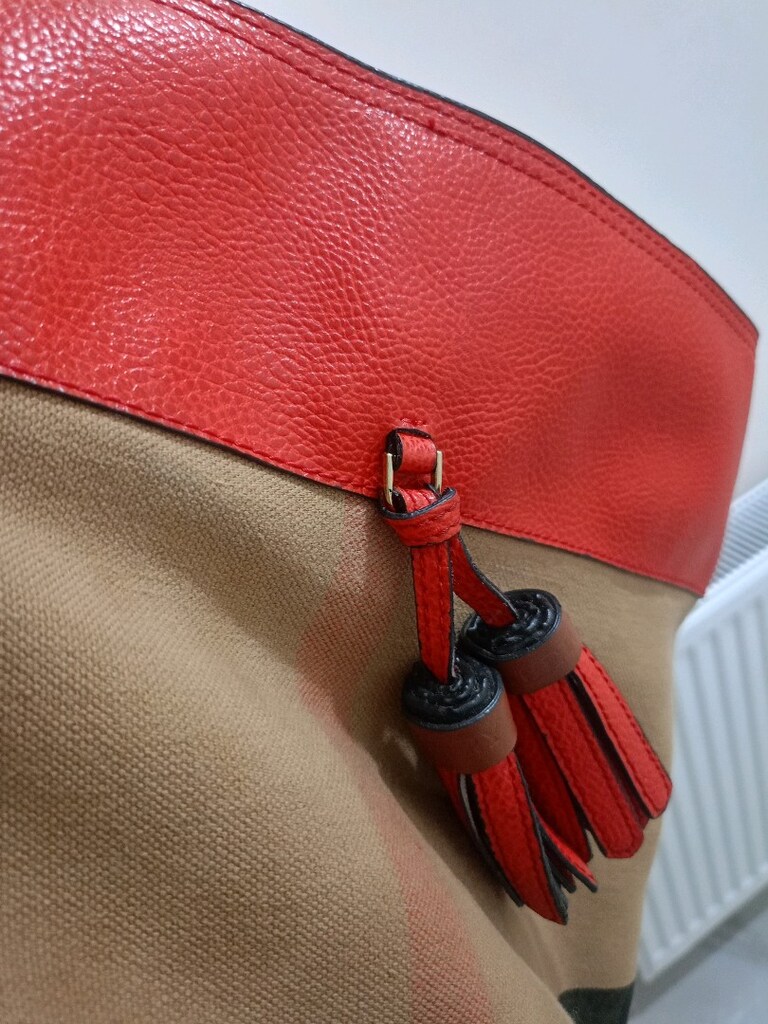 Burberry Çanta - 2