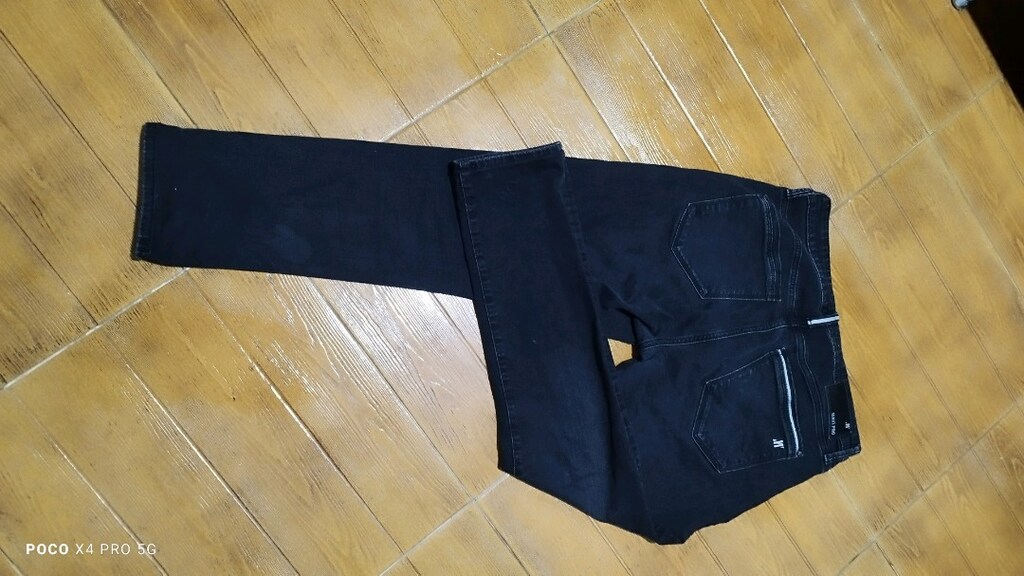 #Mavi Jeans kot pantolon..Mağazasında çok pahalıdır..Eni çekilince 42 - 3