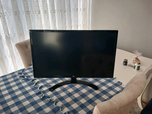 LG 4K 60HZ monitör