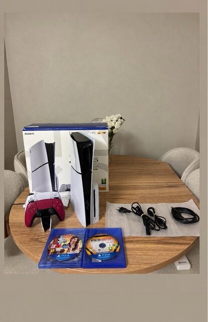 Playstation 5 Dijital+Cd li versiyon 1 TB