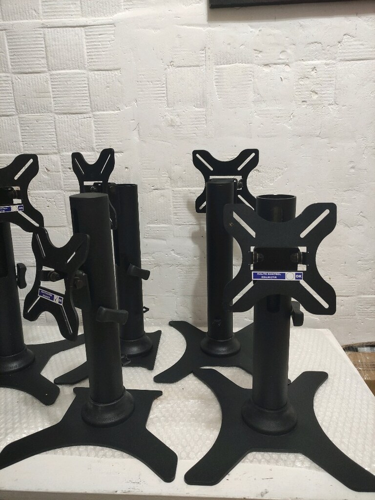 monitör / TV ayak. metal pivot 360 derece dönebilen asansörlü 17 '/27' - 3