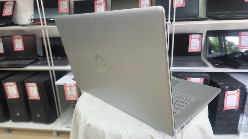 ABT BİLİŞİM – HP | Ryzen 5 | 8 GB | 512 GB M.2 | 17.3" Full HD - 6