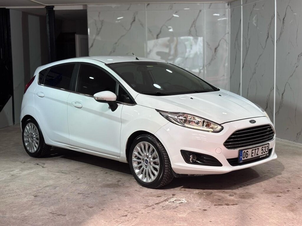 Ford Fiesta - 2