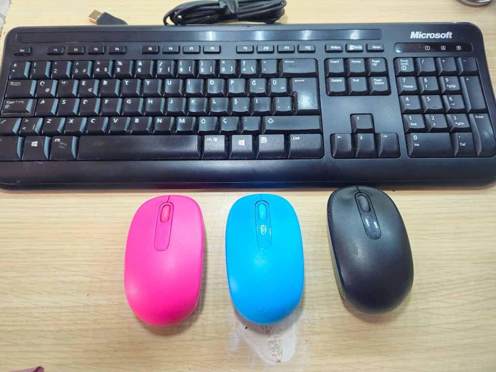 Microsoft Kablolu Klavye , Kaliteli ve mause seti. - 2