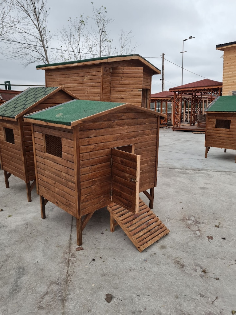 AHŞAP TAVUK KÜMESİ - 5