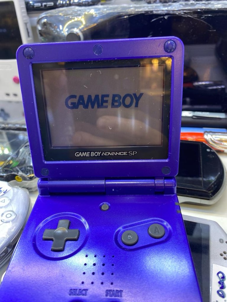 NİNTENDO GAMEBOY ADVANCE sp - 3