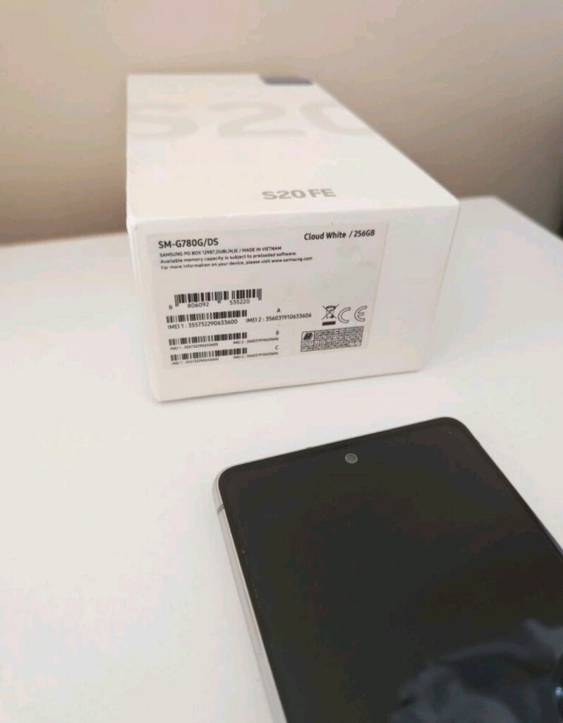 Samsung Galaxy S20 FE 256 GB - 3