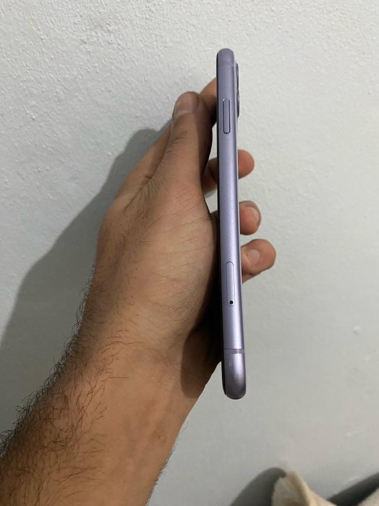 Yurtiçi İphone 11 TR KAYITLI TERTEMİZ - 2