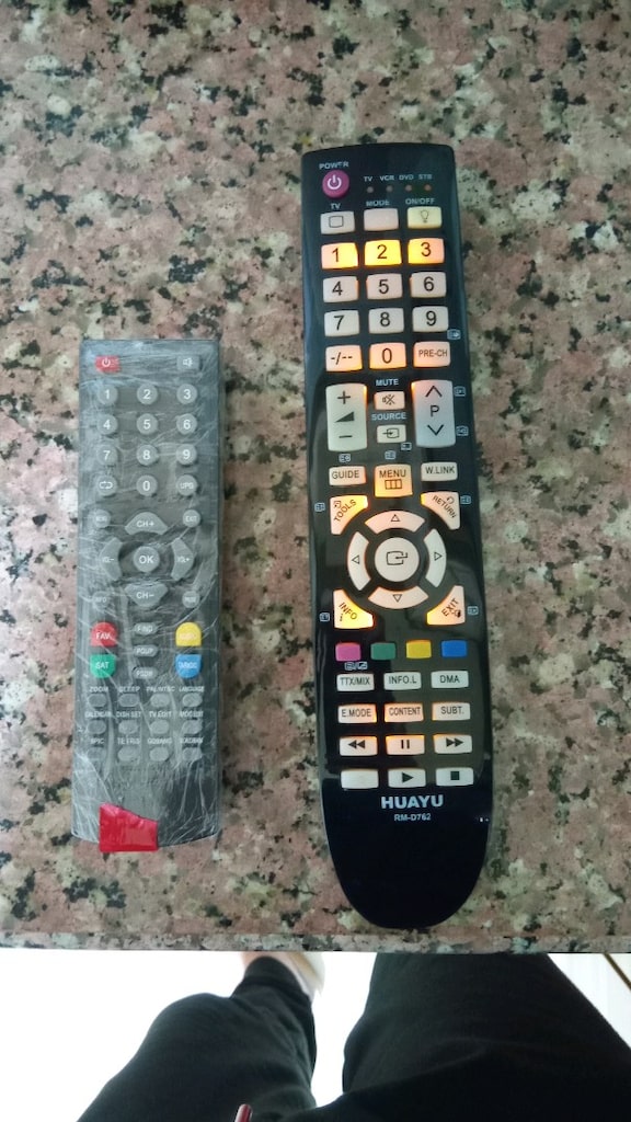 SAMSUNG 82 EKRAN 32 İNC TV - 4