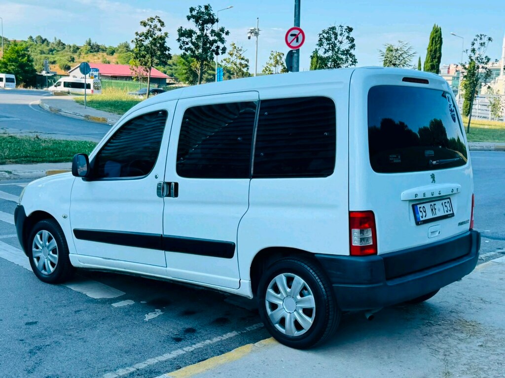 2009 Peugeot Partner Hatasız/Boyasız/4 LASTİK SIFIR-LASSA(14 BİN LİRA) - 4