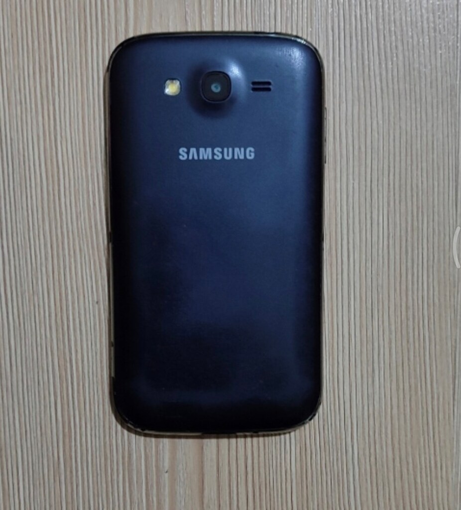 Samsung Duos GT I9060 - 4