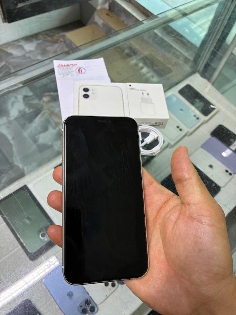 MÜHENDİSCELL’DEN YURTİÇİ İPHONE 11 HATASIZ KUTULU FATURALI - 10