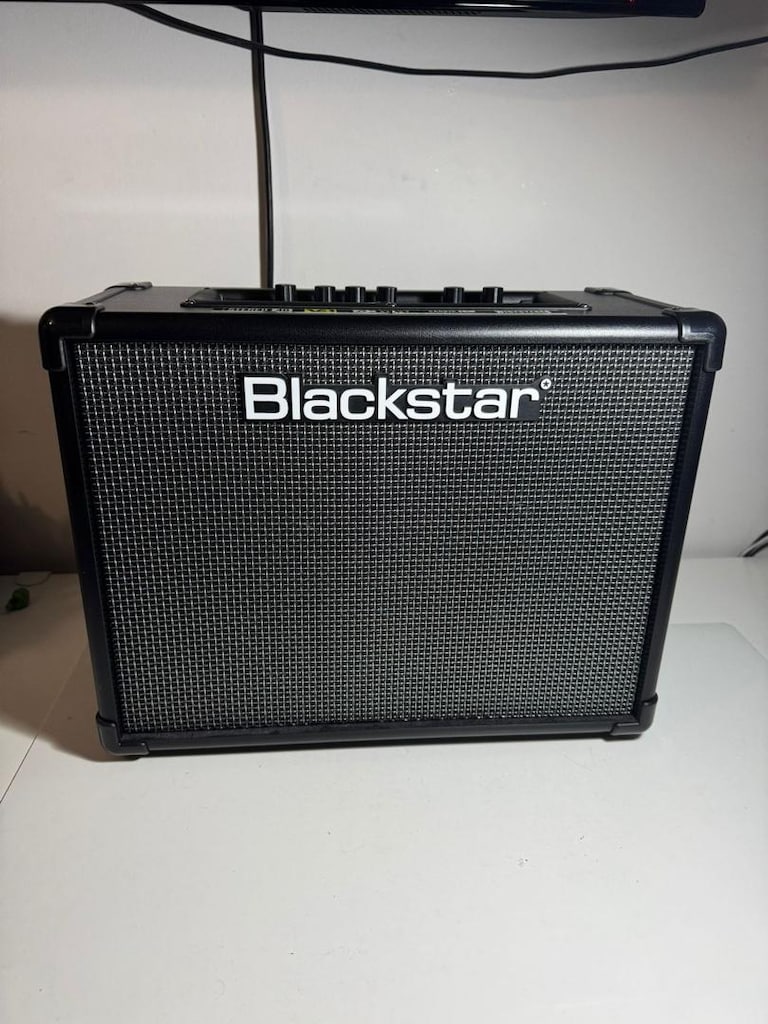 Blackstar ID:Core 40 V4 Dijital Kombo Elektro Gitar Amfisi