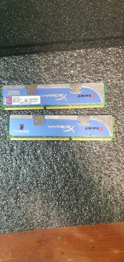 DDR3 2 ADET 2GB - 3
