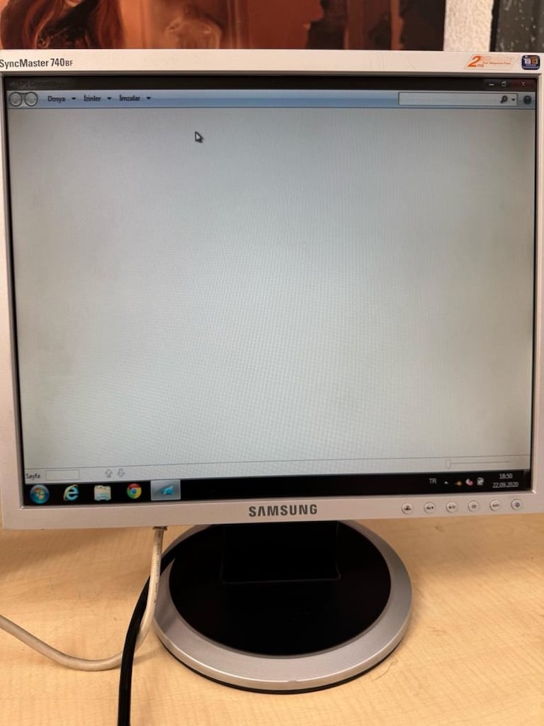 Samsung SyncMaster 740BF 17 inç Kare LCD Monitör (Sorunsuz Çalışır) - 2
