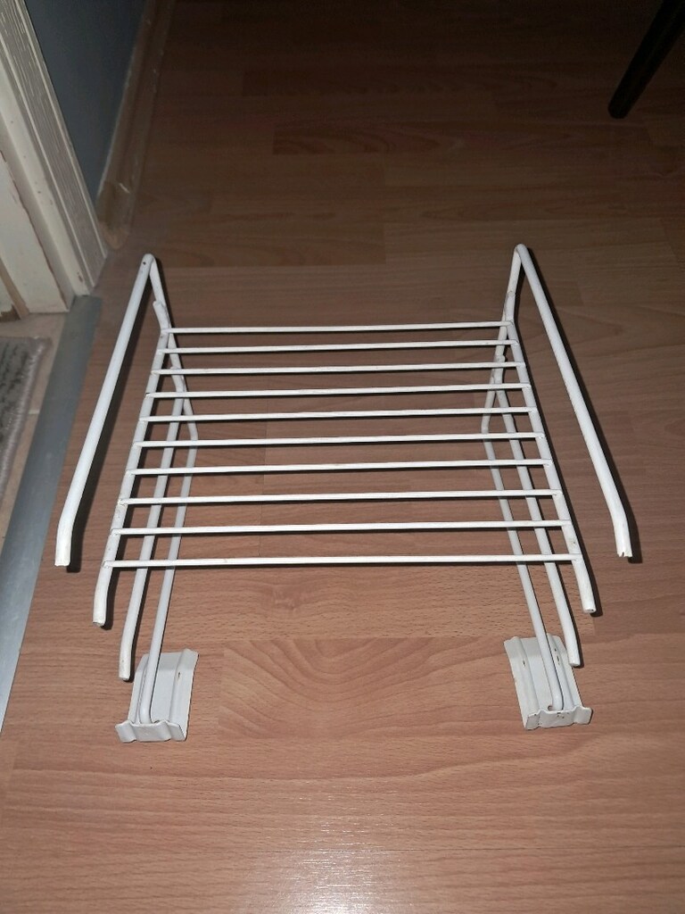 Beyaz raflık - 2
