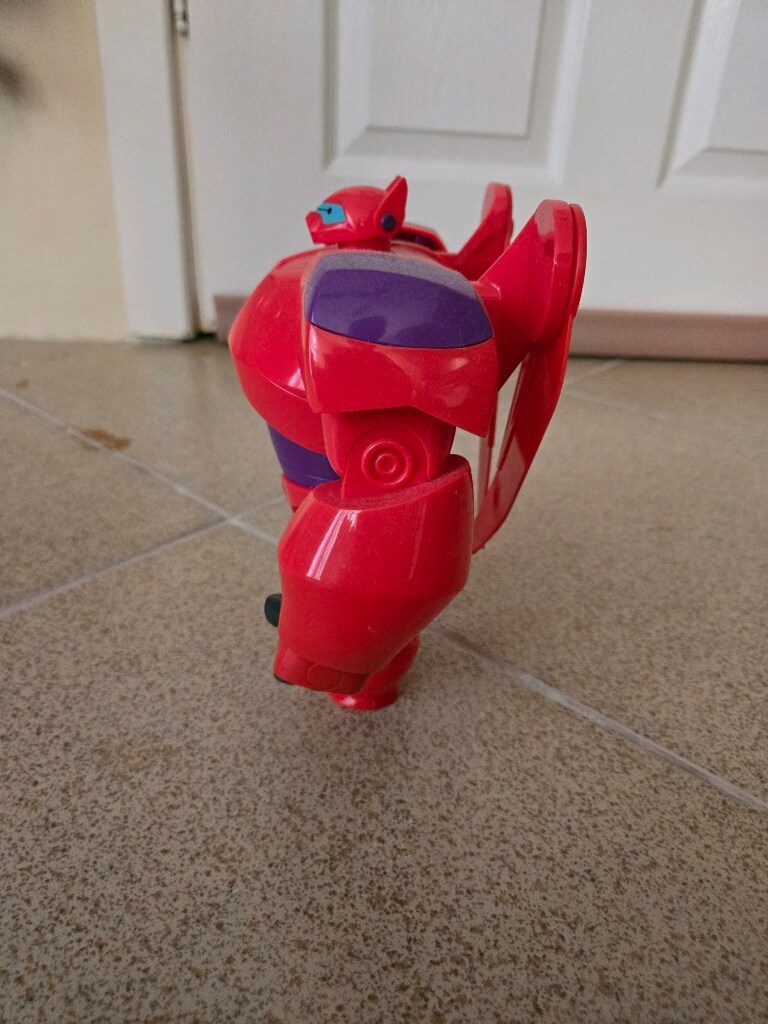Baymax Kanatlı 20 cm - 4