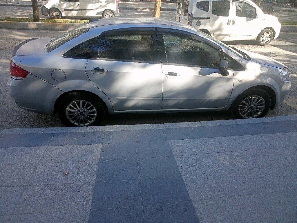 Satılık Linea 2012 model 1.3 Multijet - 4