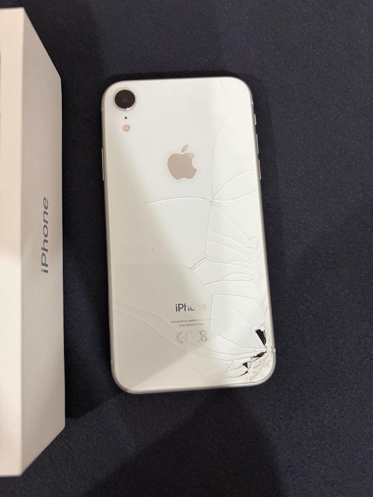 IPHONE XR 64 GB - 2